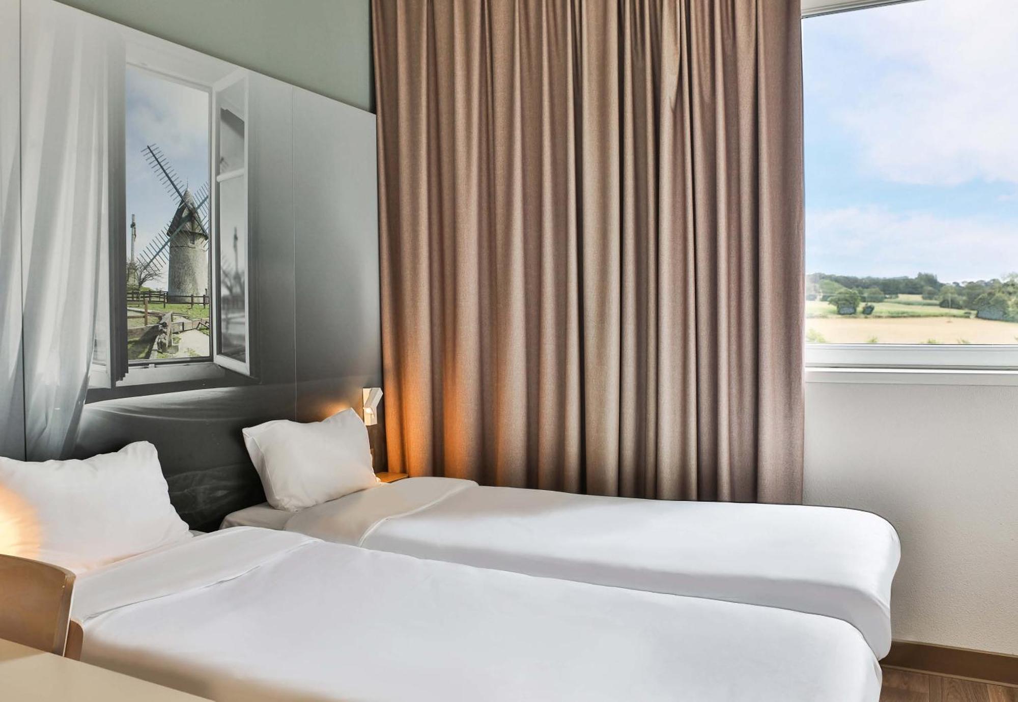 B&B Hotel Les Herbiers Luaran gambar
