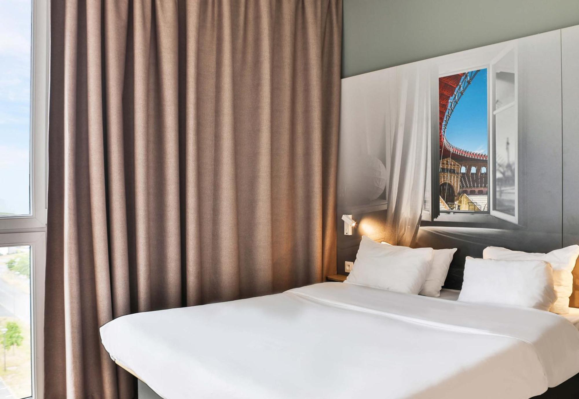 B&B Hotel Les Herbiers Luaran gambar